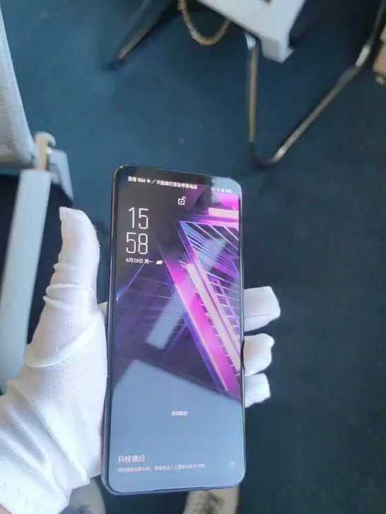 华硕ROG5游戏手机黑色8+128G幻影华...