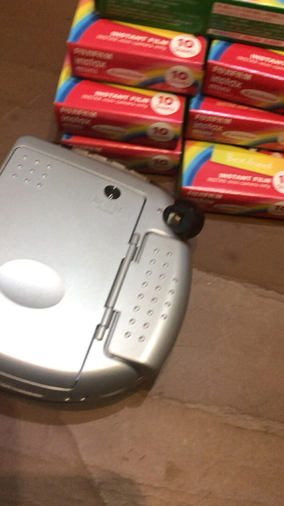 富士mini20相机。復古造型！相机开启不...