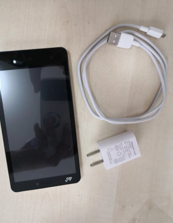 海信5.5屏4G智能手机加赠