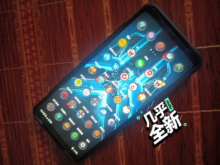 华硕rog游戏手机3经典版