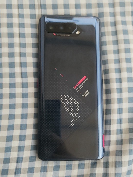 rog5代手机16+256,国行带保修,单...