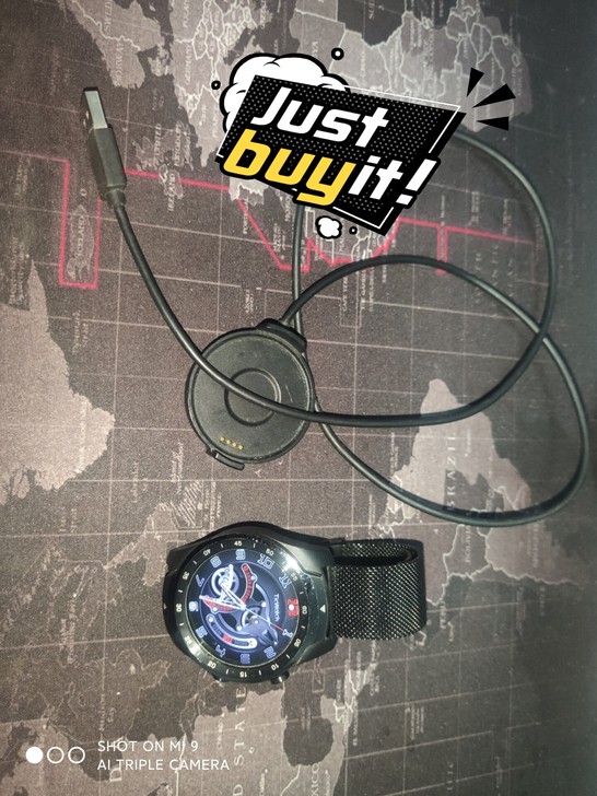 ticwatch pro，有轻微正常使用痕...