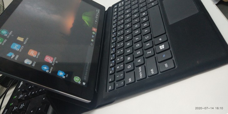 中柏EZpad7平板电脑不是安卓系统，4+...