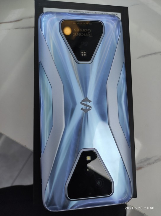 黑鲨3s 12g+128g 自己用的，电池...