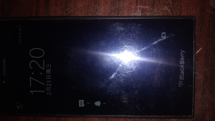 黑莓Leap Z20触摸失灵，正常开机