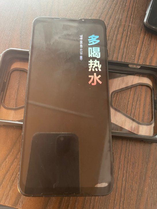 黑鲨3，国行配置看图，什么都好好的，就电池...