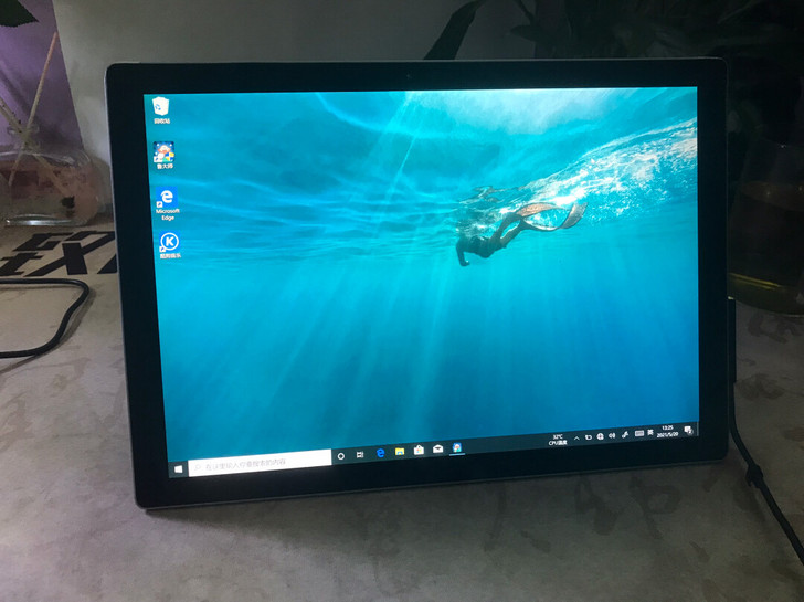 微软Surface Pro 4（4GB/1...