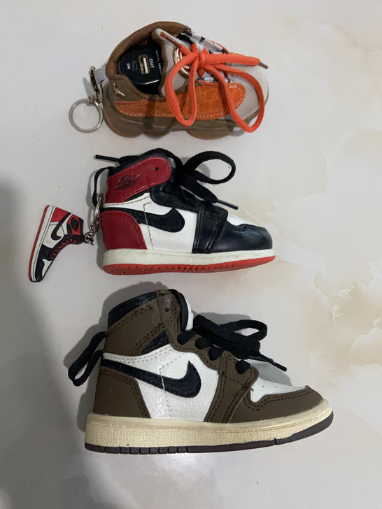 aj充电宝 耐克乔丹充电宝8000毫安二手...