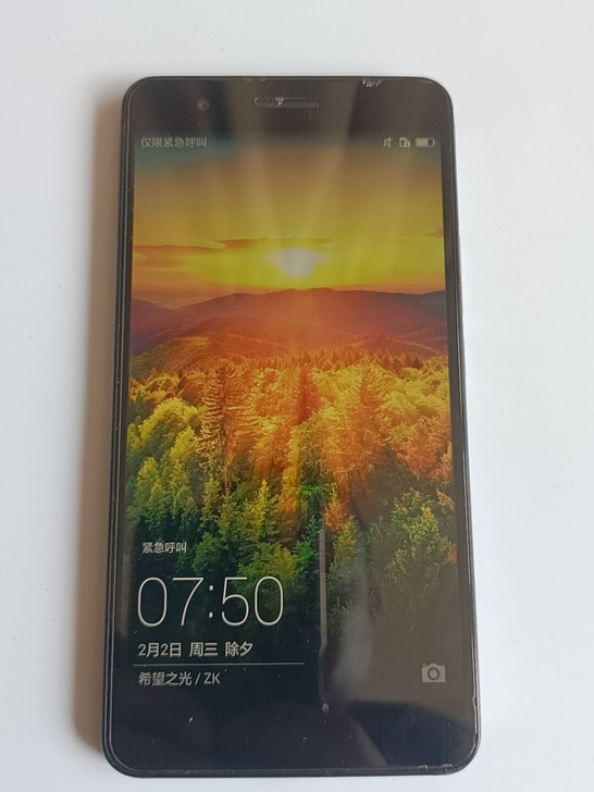 闲置华为荣耀PE一TL10手机 自身内存3...