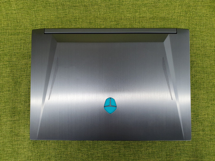 雷神911MT ST，RTX2060游戏笔...