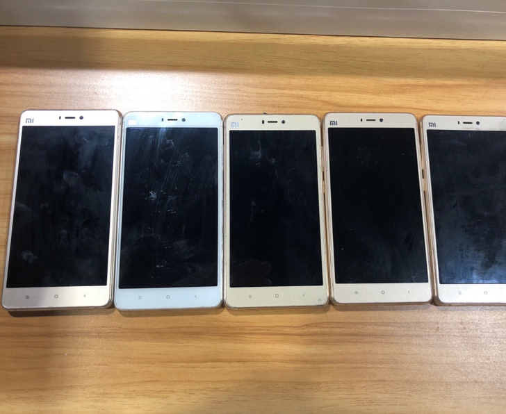闲置小米4s手机