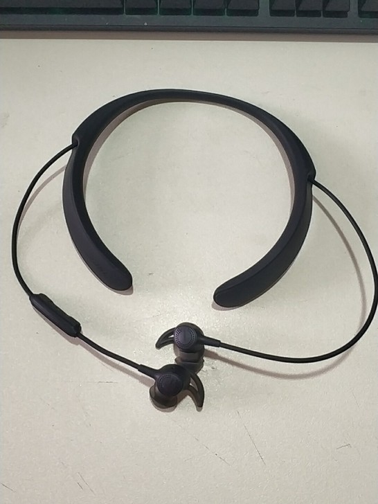 Bose QuietControl 30 ...