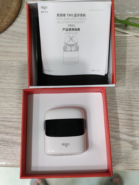 aigo真无线蓝牙耳机，轻微使用痕迹，一共...