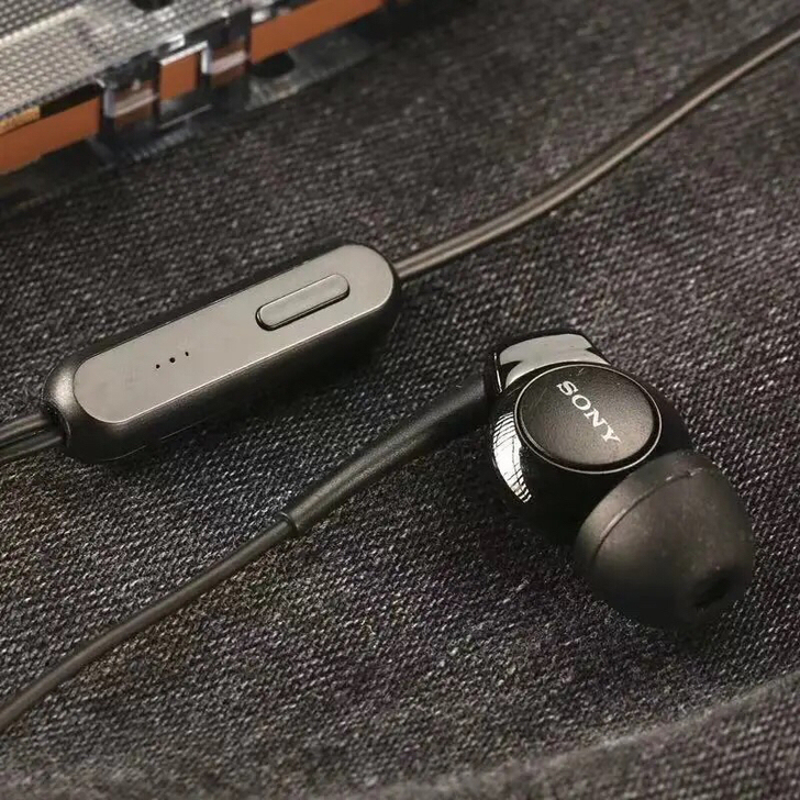 全新Sony/索尼入耳式耳机有线带麦重低音...