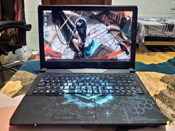 神舟战神Z系顶配游戏本i7六代跑41W+稳...