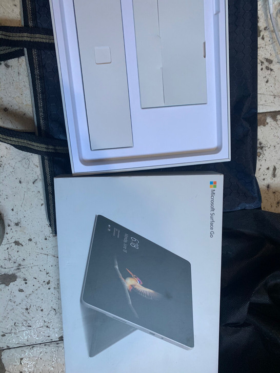 微软平板Go一套原装未使用充电器加盒子 需...