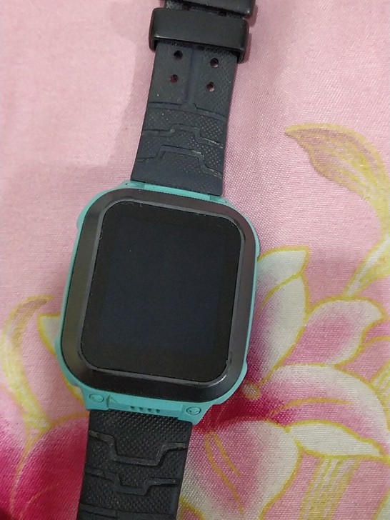 小天才儿童电话手表Z2y,原装充电器,屏幕...