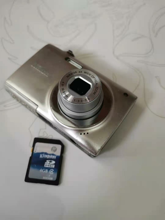 尼康s2500复古老数码相机 1，200万...