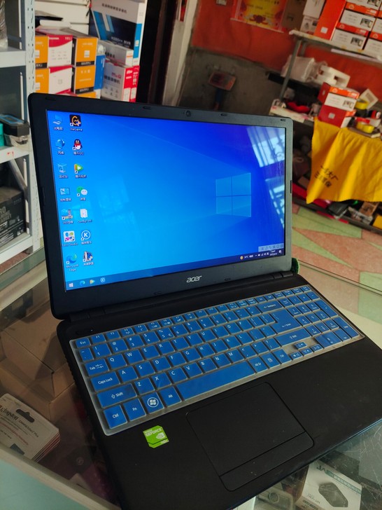 宏基E1-570g  i3-3217u 显...