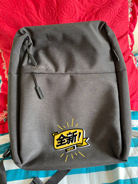 全新笔记本电脑包。双肩包。一次没用过。买M...