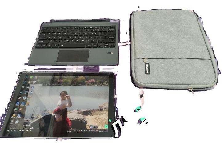 去年六月在某宝买的微软por4   I5平...