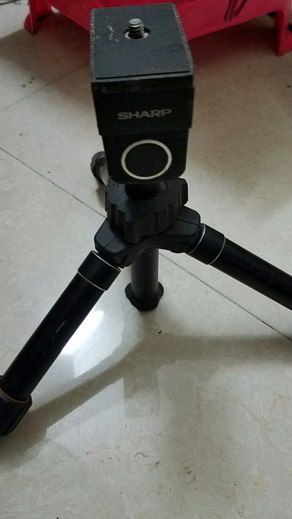 SHARP日本夏普相机三角架。就30公分长...