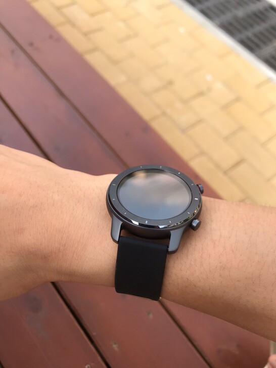 华米42mm，99新，基本无磕碰，无刮痕，...