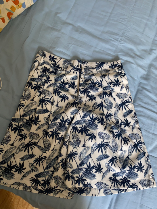 泡菜的店五分裤 拿回来就洗了 试穿有点小了...