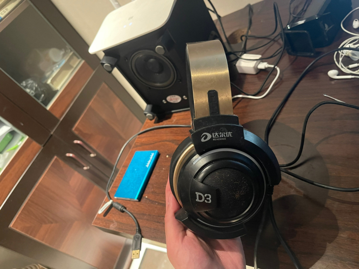 达尔优电竞耳机，没啥毛病，买新的了，这个出...