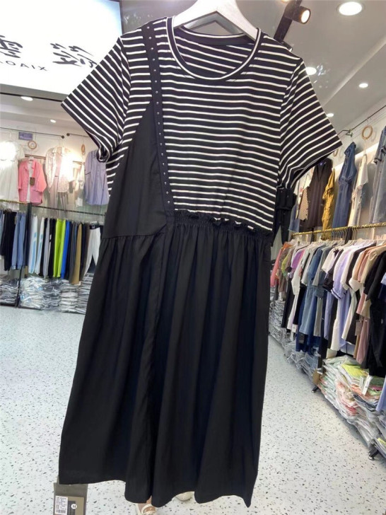 假两件套格子连衣裙女夏2021新款中长款时...