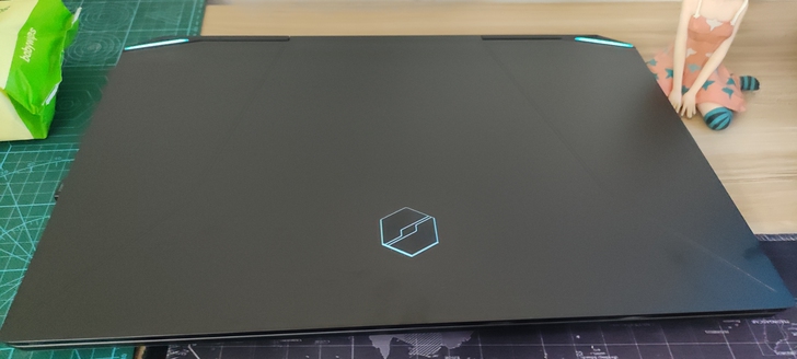 自用机械革命蛟龙7高性能游戏笔记本电脑 满...