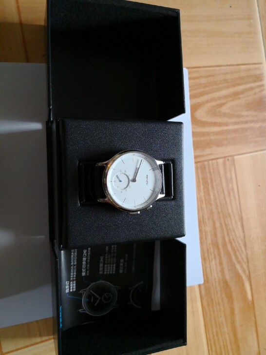 【7新】魅族手表  棕色表带  银色表盘吊...