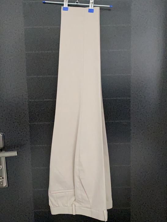 优衣库 西装裤 米白色