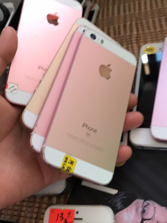 20台se卡贴机，有指纹无指纹混合，内存有...