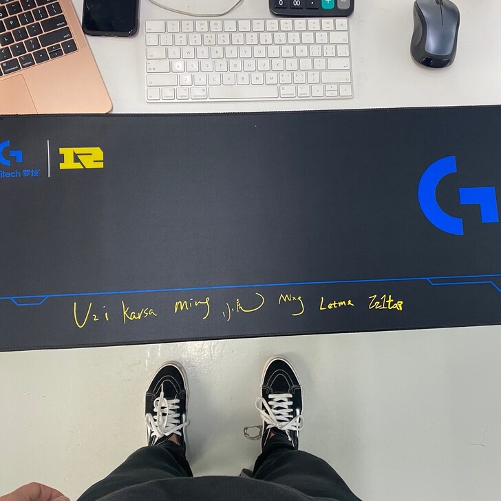 鼠标垫超大号游戏电竞办公电脑键盘垫加厚锁边...