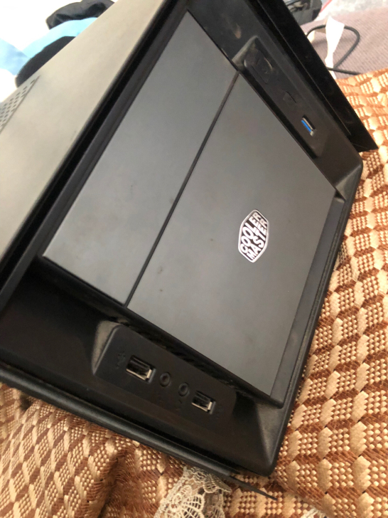 迷你机箱。好的配件都在谁要，包邮