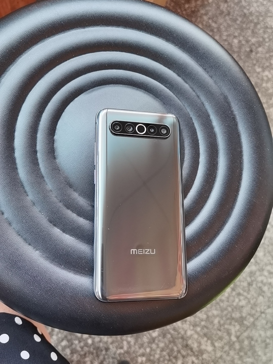 魅族17 8+128g 处理器865 成色...