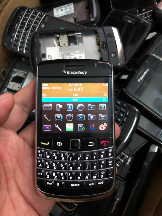 80新左右黑莓9700价格便宜