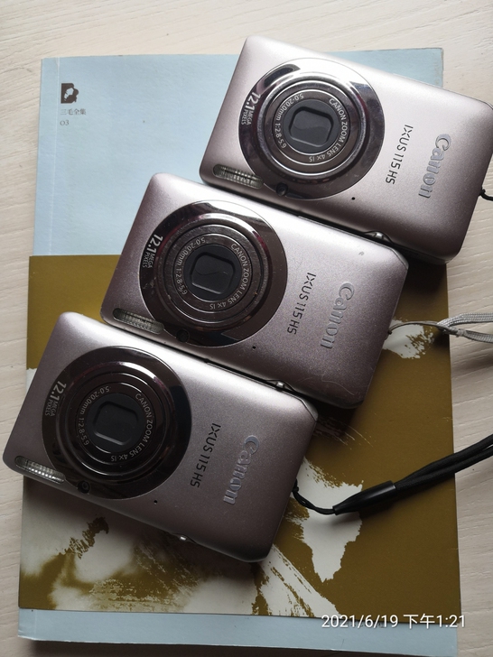 佳能IXUS 115is      ccd...