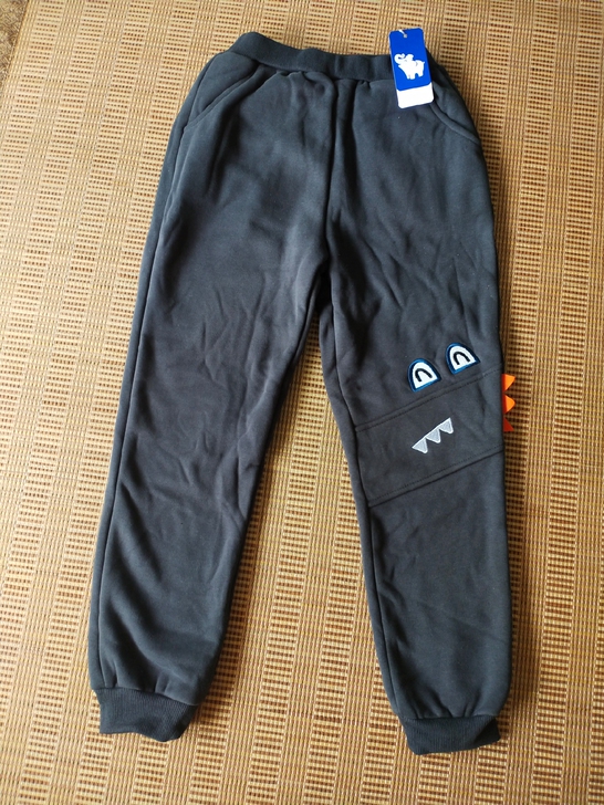 全新兰威丽洋加绒裤子尺码140