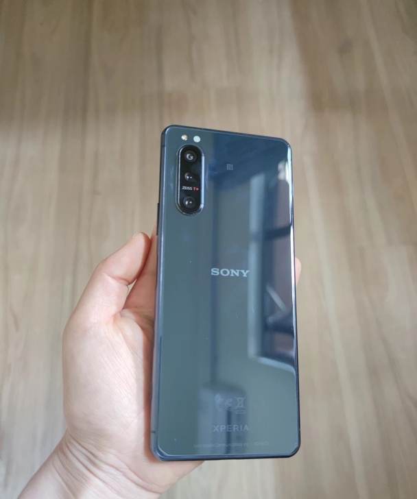 索尼Xperia5 II，3月5号购买激活...