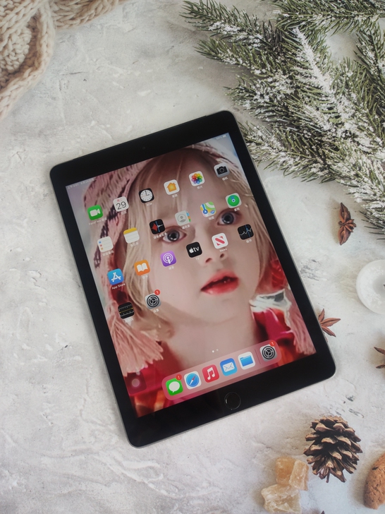 转让iPad2018款,iPad第6代,1...