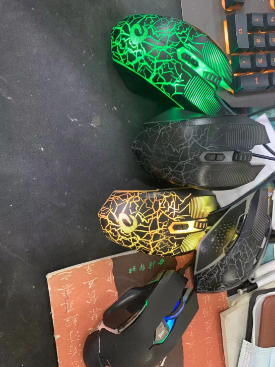 网吧换代 达尔优牧马人三代 cm635游戏...