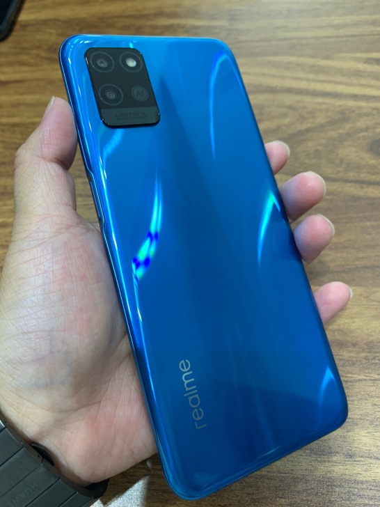 realme，V11 最便宜的5g手机，成...