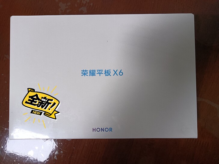 华为荣耀平板X6全新一台，保护膜没有斯，带...