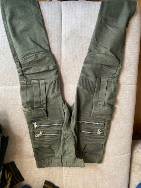 BALMAIN 裤子（喜欢的骚扰）厚