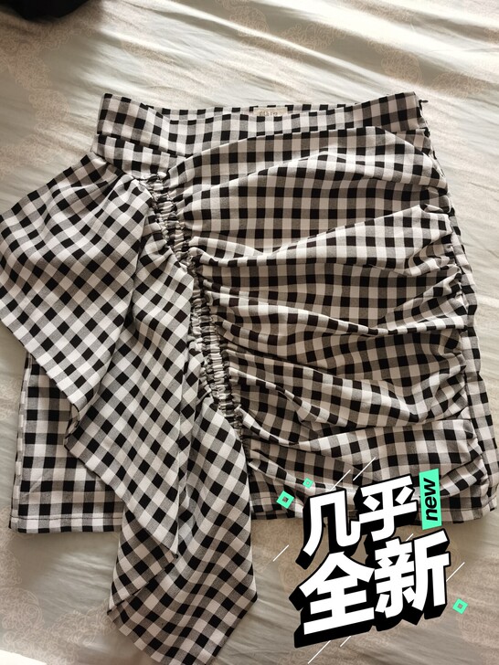 韩系不规则黑白格子半身裙