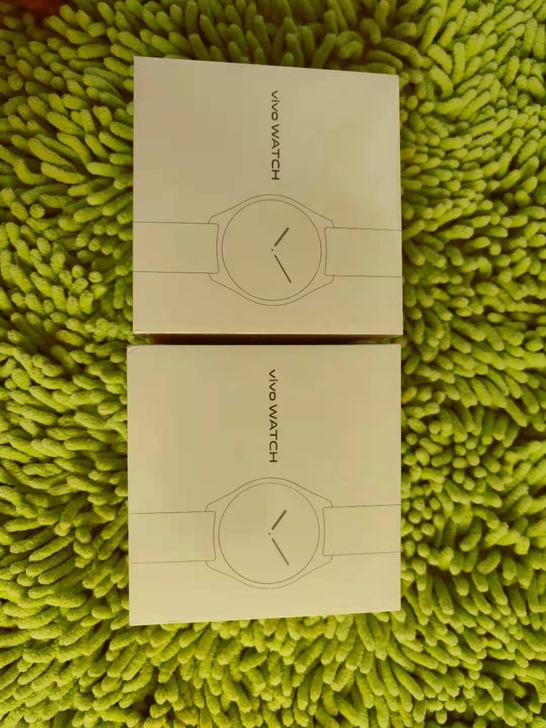 全新原封，vivo watch 46 银色...