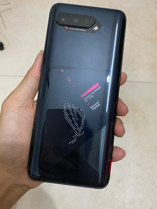 华硕ROG游戏手机5 16GB+256GB...