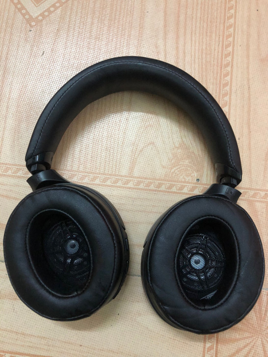 Panasonic头戴式耳机型号RP-HD...